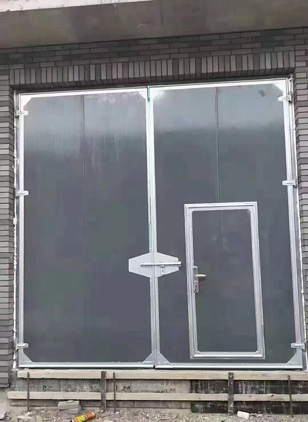 原州工业平开门在大型设备制造车间的应用实例