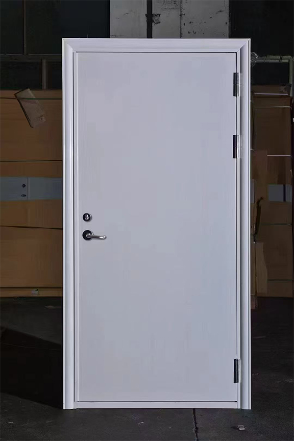 社区活动中心加装原州防火门保障居民安全